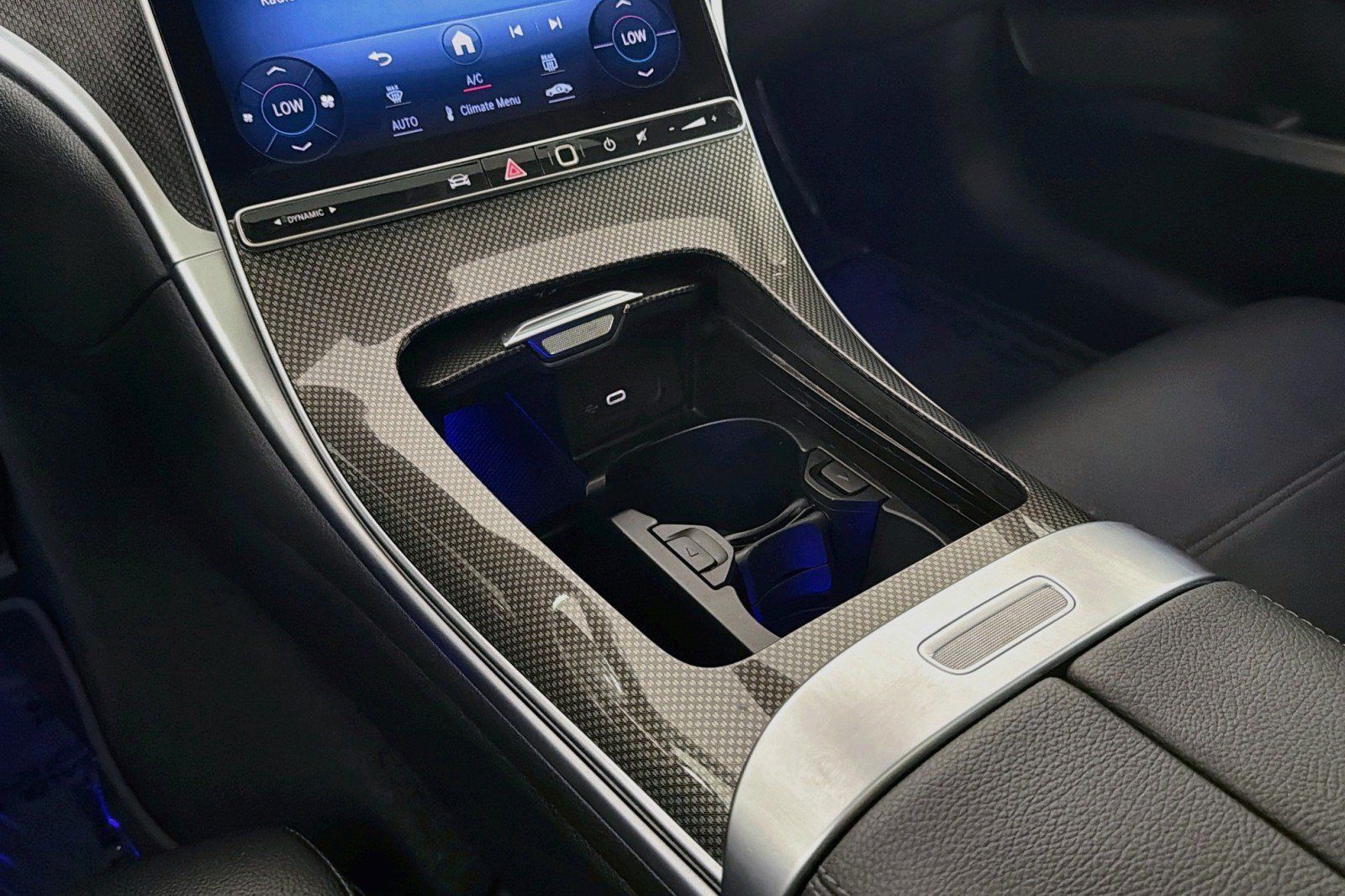 Used 2022 Mercedes-Benz C 300 Sedan image 6