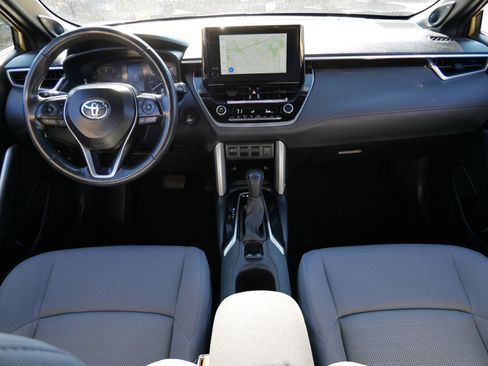Used 2024 Toyota Corolla Cross SE w/ Moonroof Package AWD/4WD image 12
