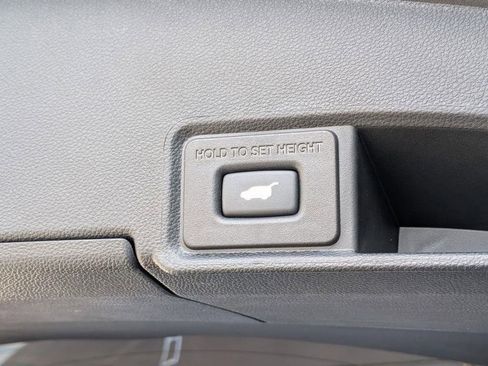 Used 2023 Acura RDX A-Spec image 9