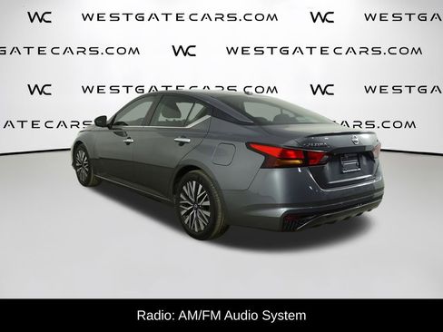 Used 2024 Nissan Altima 2.5 SV image 5