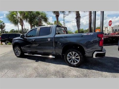 Used 2023 Kia Telluride EX image 37