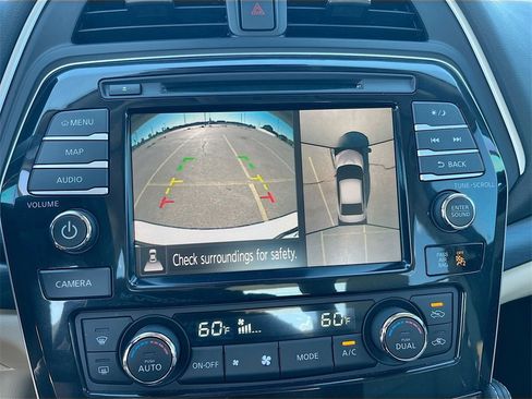 Used 2023 Nissan Maxima Platinum w/ Sport Mat Group image 14