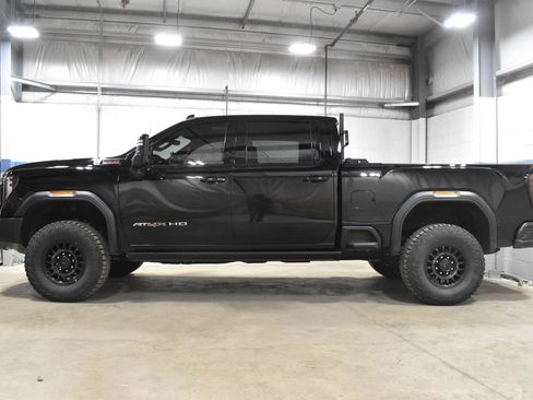Used 2025 GMC Sierra 2500 AT4X w/ AT4X AEV Edition AWD/4WD image 24