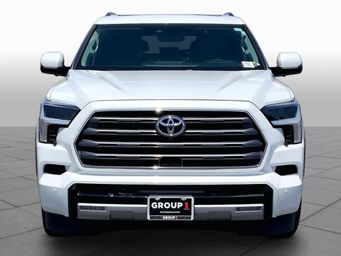 Used 2023 Toyota Sequoia Limited AWD/4WD image 4