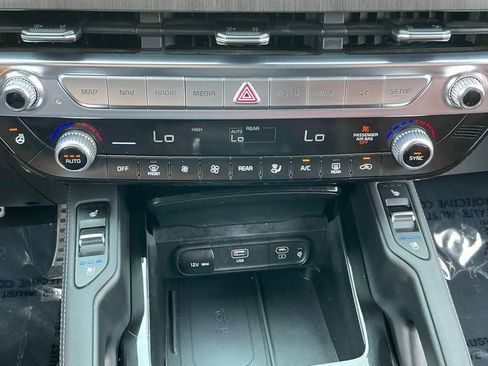 Used 2023 Kia Telluride SX Prestige AWD/4WD image 27