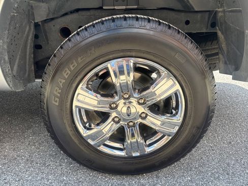 Used 2022 Ford Ranger XLT w/ Equipment Group 301A Mid image 11