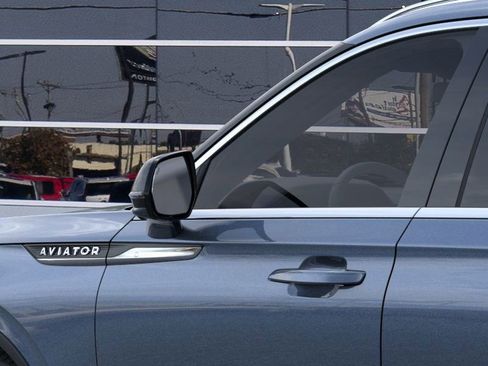 New 2025 Lincoln Aviator AWD image 20