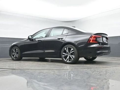 Used 2024 Volvo S60 B5 Plus w/ Climate Package AWD/4WD image 15