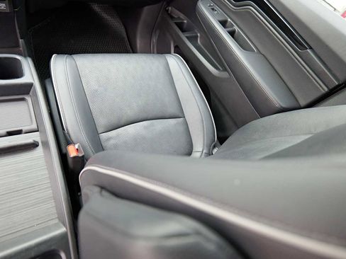 Used 2023 Honda Odyssey Elite image 28