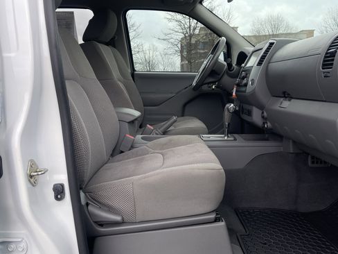 Used 2019 Nissan Frontier SV w/ Value Truck Package image 31