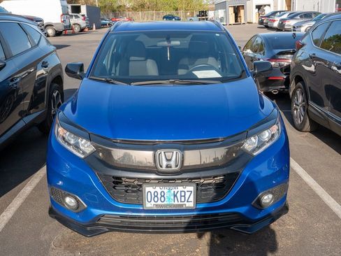 Used 2021 Honda HR-V Sport image 2