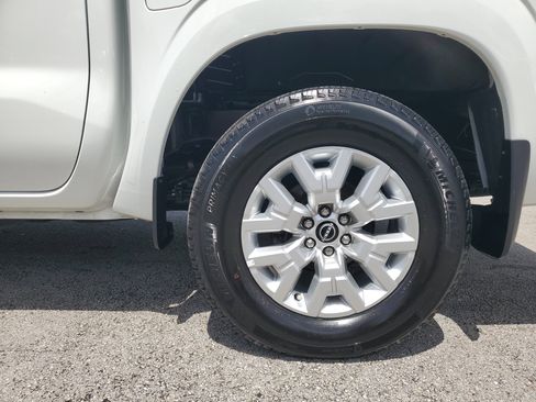 Certified 2023 Nissan Frontier SV w/ SV Convenience Package image 24