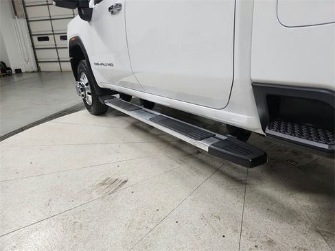 Used 2025 GMC Sierra 3500 Denali w/ Technology Package image 46