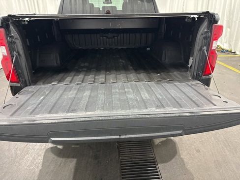 Certified 2022 Chevrolet Silverado 1500 RST image 5