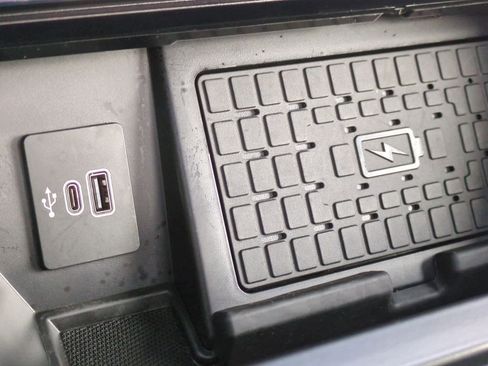 Certified 2025 Ford F150 Lariat w/ Equipment Group 502A High image 32