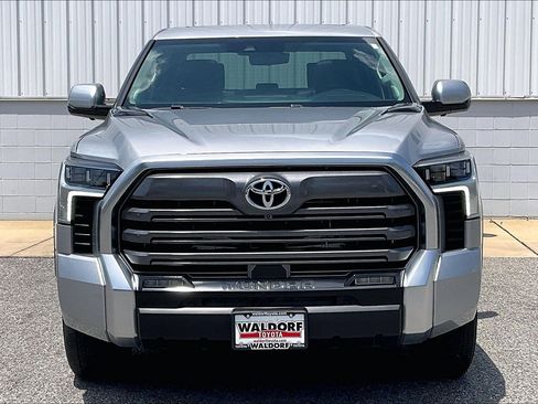 Used 2024 Toyota Tundra Limited AWD/4WD image 3