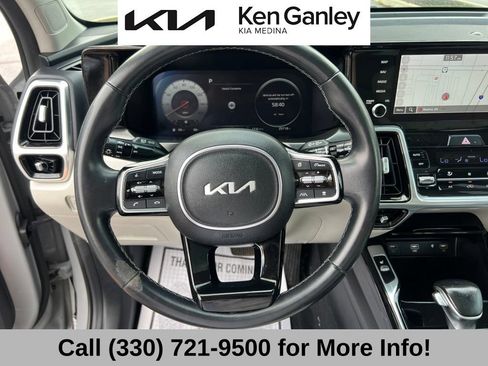 Certified 2023 Kia Sorento SX AWD/4WD image 32