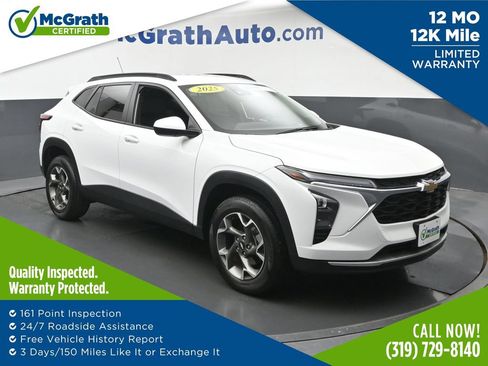 Used 2025 Chevrolet Trax LT w/ Driver Confidence Package FWD image 1