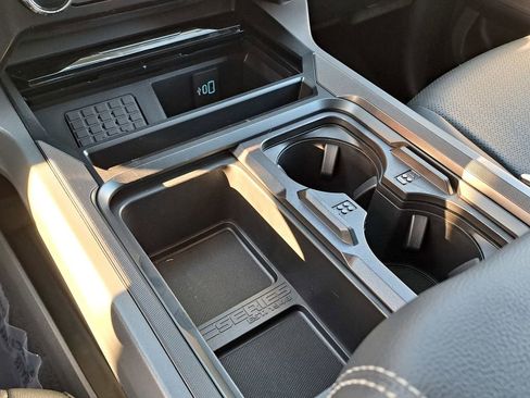 New 2026 Ford F250 Lariat w/ Lariat Premium Package image 11