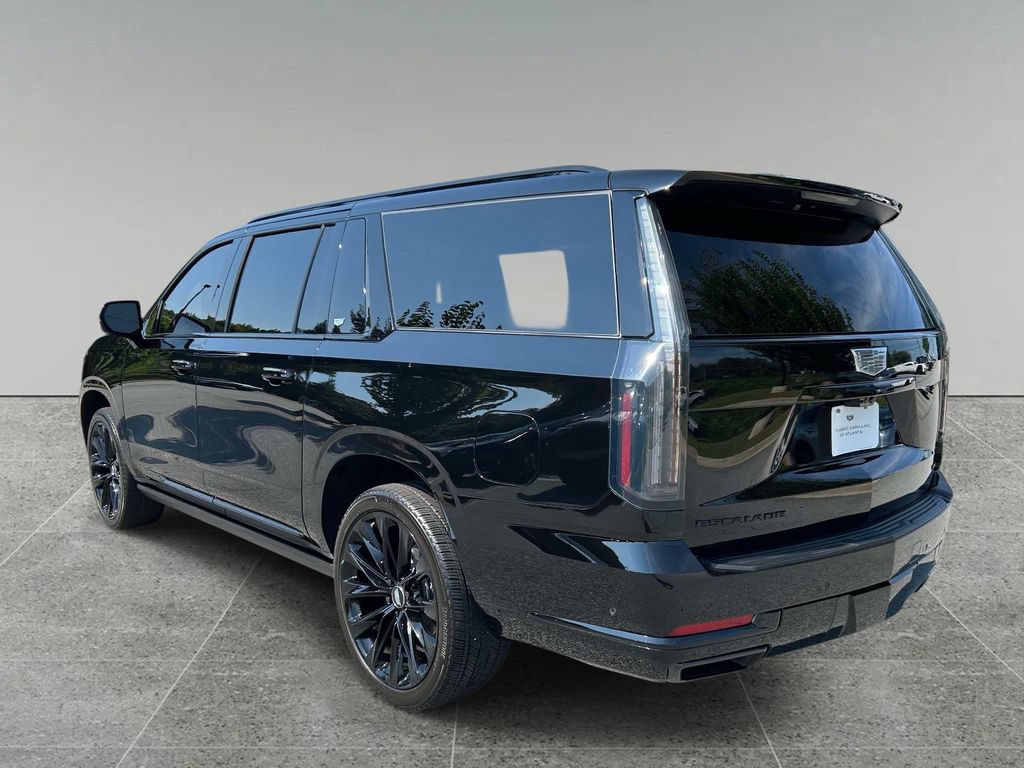 Used 2025 Cadillac Escalade ESV Sport Platinum w/ LPO, ONYX Package AWD/4WD image 3