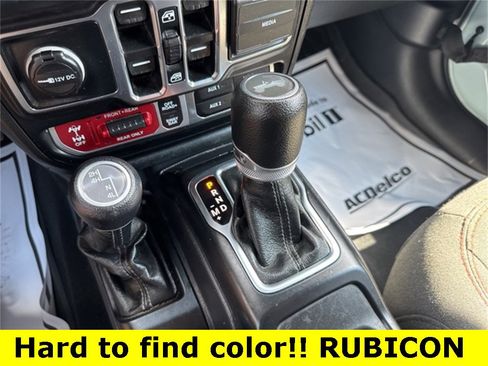 Used 2024 Jeep Wrangler Unlimited Rubicon image 15