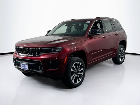 Used 2023 Jeep Grand Cherokee Overland AWD/4WD image 1