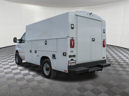 New 2025 Ford E-350 and Econoline 350 Super Duty w/ Power Equipment Group RWD image 9