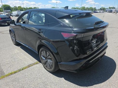 Used 2024 Nissan Ariya AWD image 3