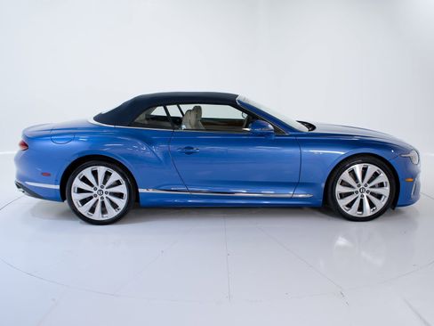 New 2026 Bentley Continental GTC image 14