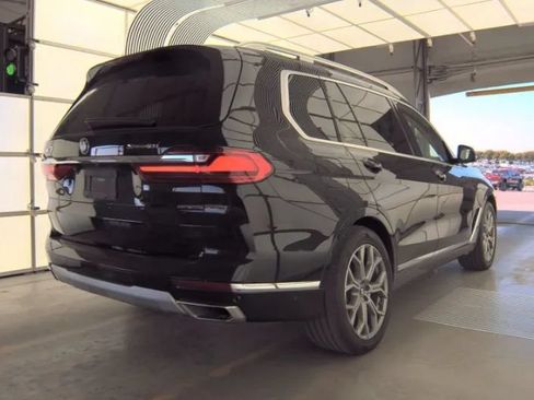 Used 2022 BMW X7 xDrive40i w/ Executive Package AWD/4WD image 2