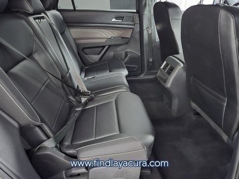 Used 2021 Volkswagen Atlas Cross Sport SE AWD/4WD image 16