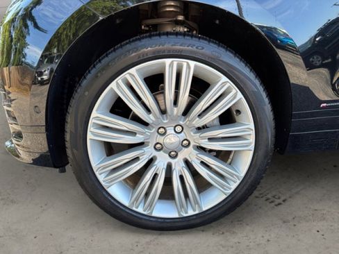 Certified 2021 Land Rover Range Rover Velar R-Dynamic S image 9