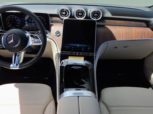 New 2026 Mercedes-Benz GLC 300 image 12