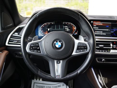 Used 2023 BMW X5 xDrive40i w/ M Sport Package AWD/4WD image 17