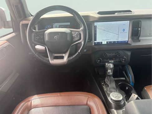 Used 2023 Ford Bronco Outer Banks AWD/4WD image 10