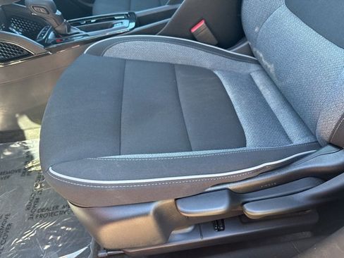 Used 2025 Chevrolet TrailBlazer LT image 13