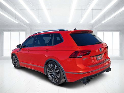 Used 2019 Volkswagen Tiguan SEL Premium R-Line w/ 3rd Row Seat Package image 5