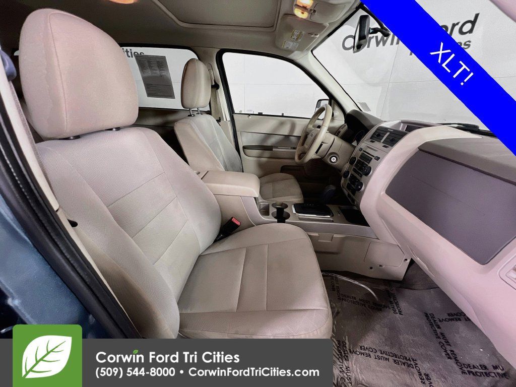 Used 2010 Ford Escape XLT AWD/4WD image 17