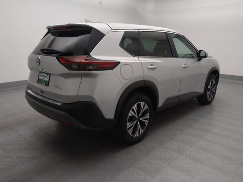 Used 2023 Nissan Rogue SV AWD/4WD image 10