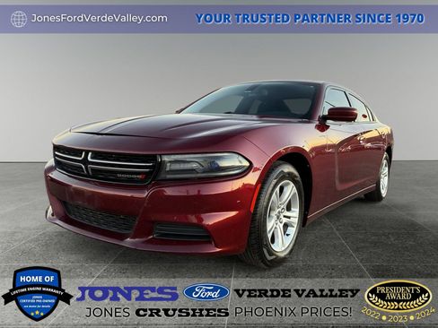 Used 2017 Dodge Charger SE image 1