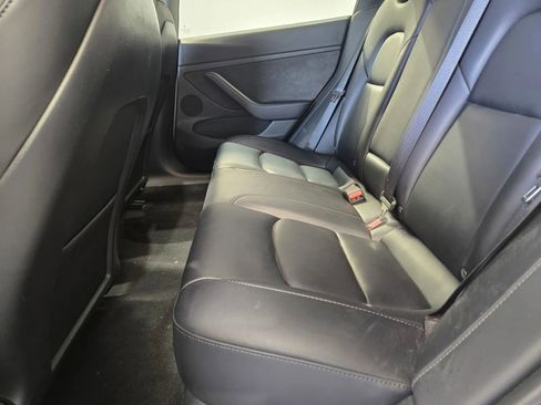 Used 2023 Tesla Model 3 Standard Range RWD image 12