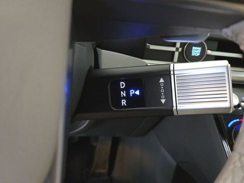 Used 2025 Hyundai Santa Fe SEL image 19