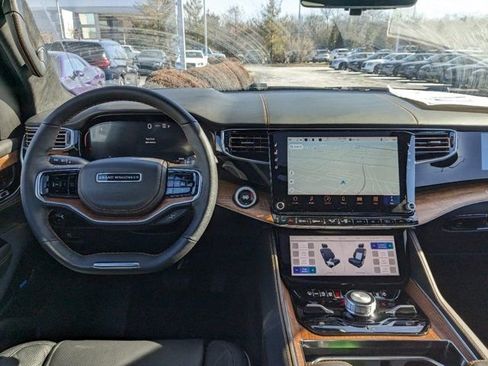 New 2024 Jeep Grand Wagoneer L Series III AWD/4WD image 7