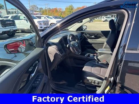 Certified 2022 GMC Terrain AT4 w/ Infotainment Package II image 18