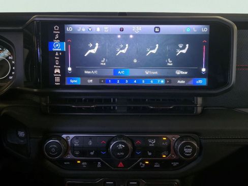 Used 2024 Jeep Wrangler Unlimited Rubicon 392 AWD/4WD image 18