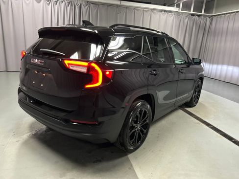 Used 2022 GMC Terrain SLT w/ Infotainment Package II image 7
