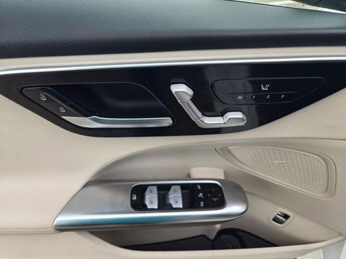Used 2025 Mercedes-Benz C 300 Sedan image 14