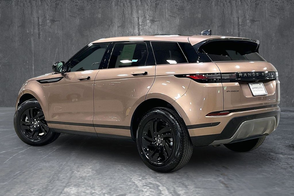 Used 2026 Land Rover Range Rover Evoque S AWD/4WD image 4