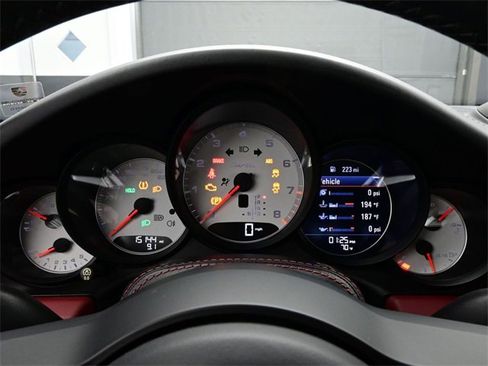 Used 2018 Porsche 911 Turbo image 9