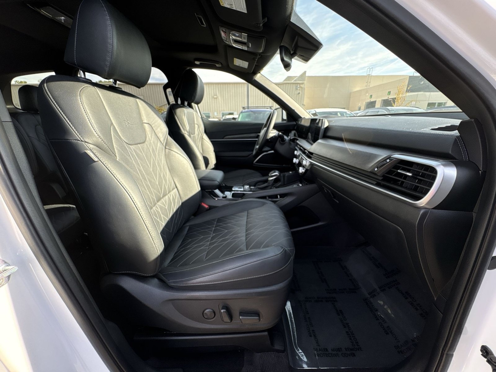 Used 2023 Kia Telluride EX X-Line AWD/4WD image 28